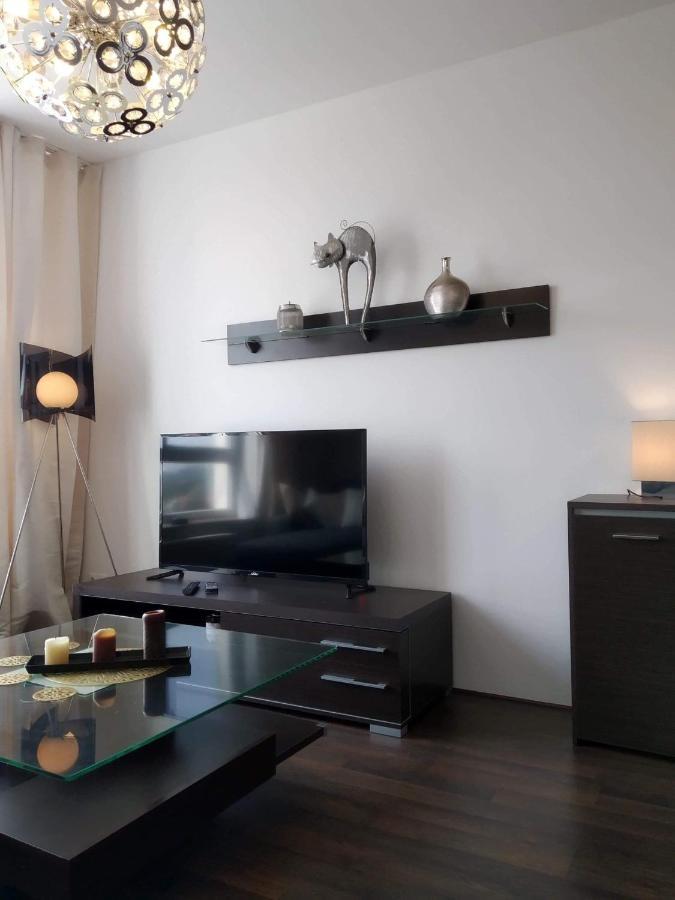 Sunny Penthouse With Roof Gardens Overlooking The Warsaw Palace Of Culture Pruszkow Bagian luar foto